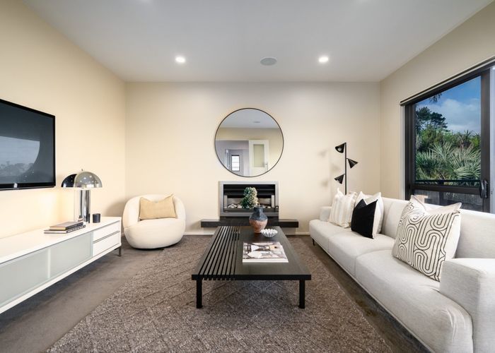  at 24 Schopolo Place, Schnapper Rock, North Shore City, Auckland