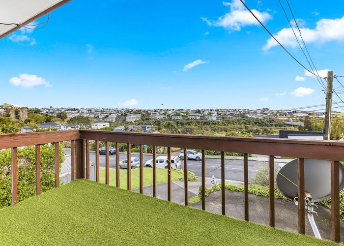 at 1/12 Glenvar Road, Torbay, North Shore City, Auckland
