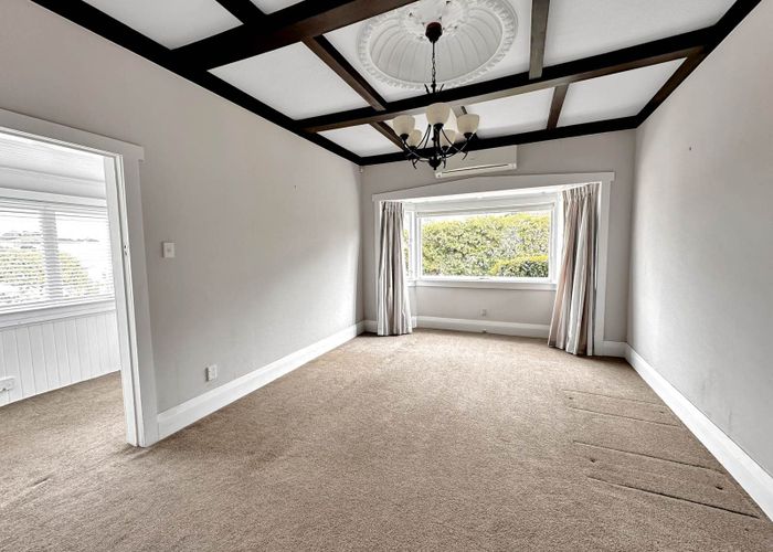  at 22 Watling Street, Mount Eden, Auckland