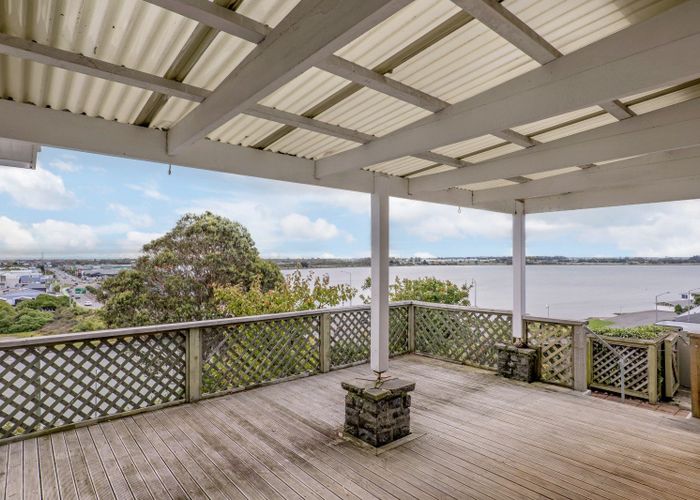  at 7 Ferrymead Terrace, Mount Pleasant, Christchurch City, Canterbury