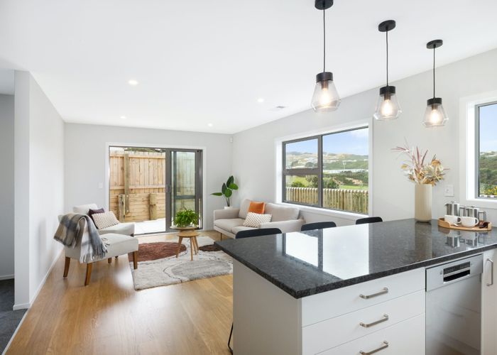  at 9 Pine Hill Rise, Glenside, Wellington