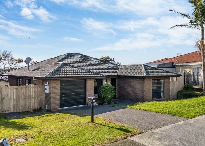  at 29 Pitt Avenue, Clendon Park, Manukau City, Auckland