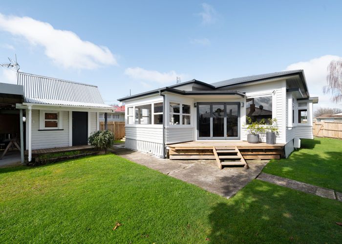  at 77 Te Aroha Street, Hamilton East, Hamilton