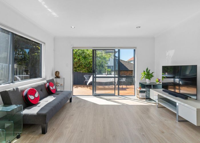  at 1D William Blofield Avenue, Wesley, Auckland