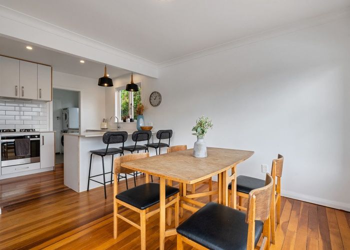  at 11 Cavendish Square, Strathmore Park, Wellington