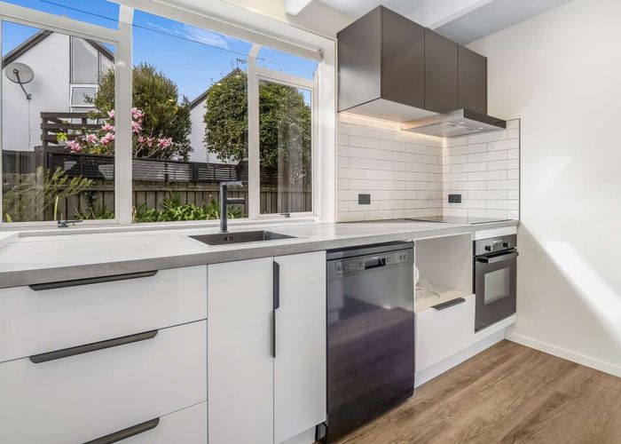  at 2/40 Ranfurly Street, St. Albans, Christchurch City, Canterbury