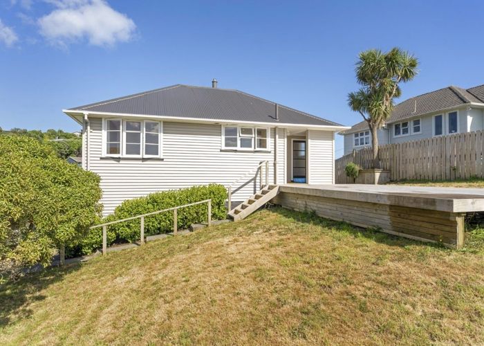  at 19 Taupiri Crescent, Titahi Bay, Porirua