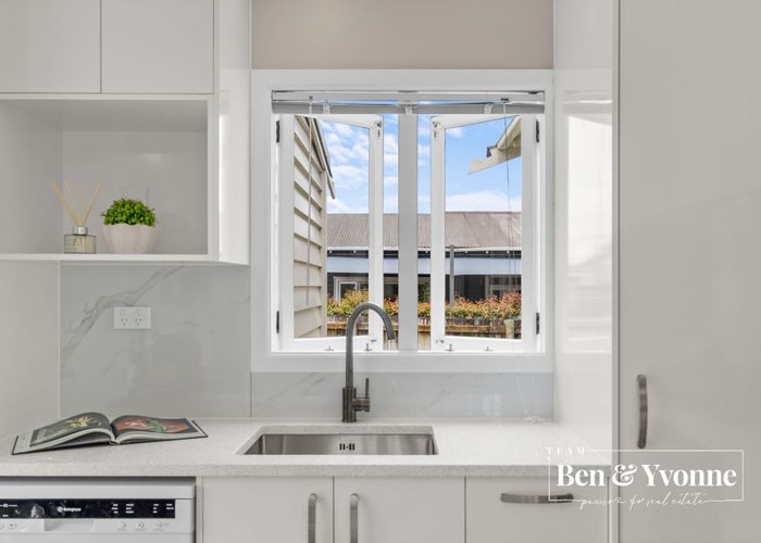  at 10 Meadow Street, Mount Wellington, Auckland City, Auckland