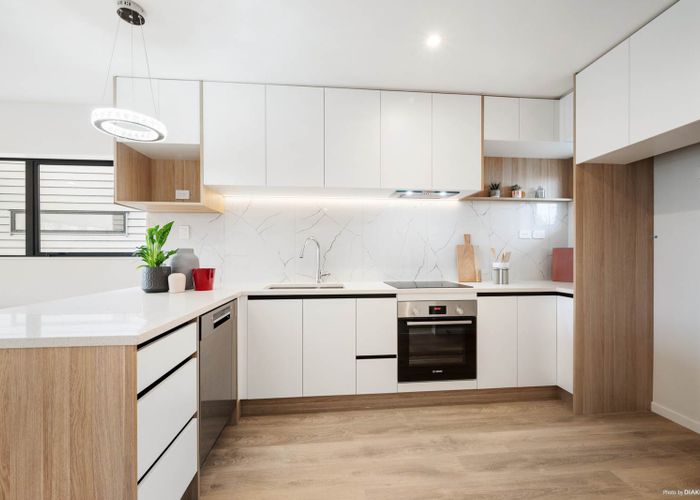  at 20A Arrow Road, Forrest Hill, Auckland