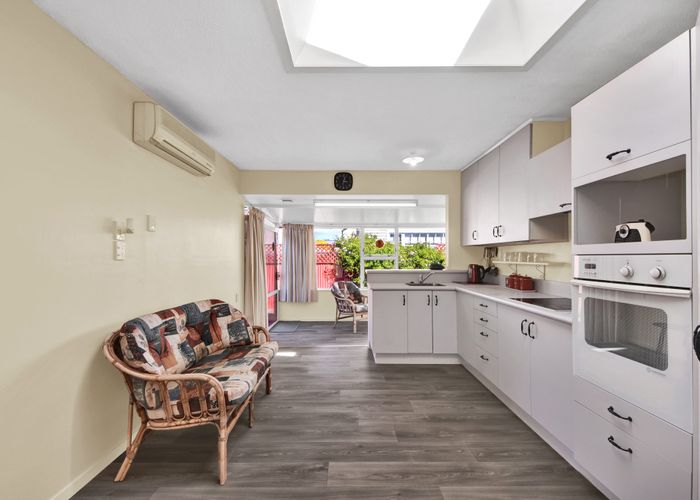  at 3/126 Stanmore Road, Linwood, Christchurch City, Canterbury