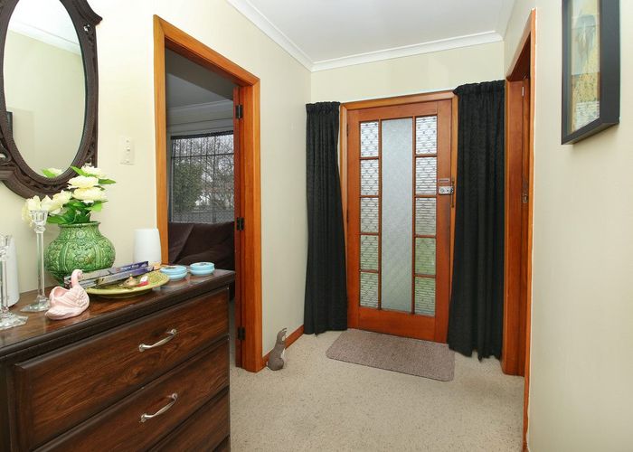  at 15 Severn Terrace, Roslyn, Palmerston North