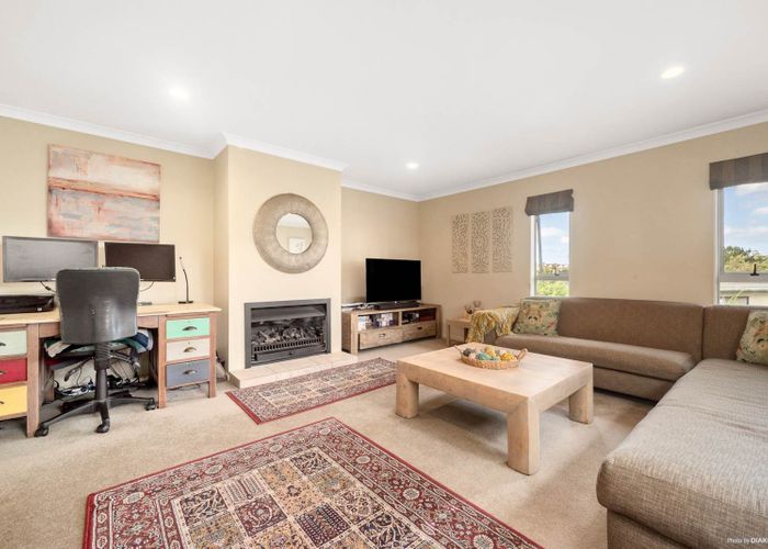  at 7 Trotting Terrace, Albany, North Shore City, Auckland