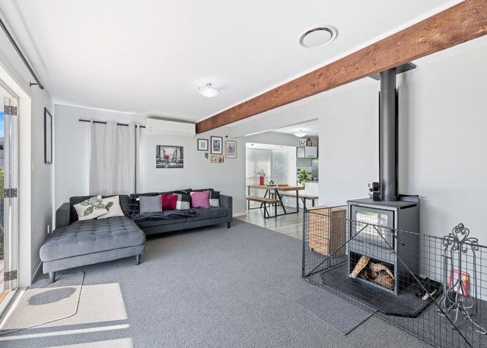  at 17A Te Maru Place, Redwood, Christchurch