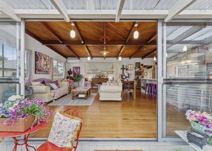  at 84 Pahiatua Street, Hokowhitu, Palmerston North