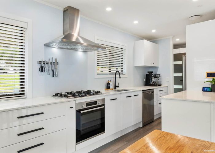  at 1/8 Fitzwilliam Drive, Torbay, Auckland