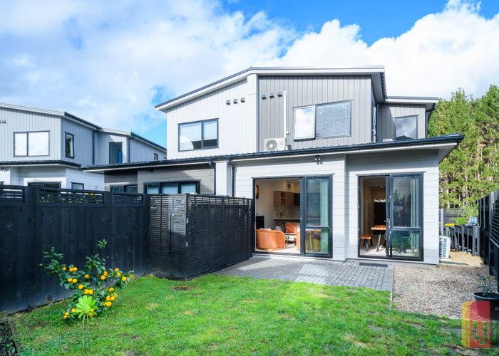  at 6 Kauri Amber Road, Westgate, Auckland