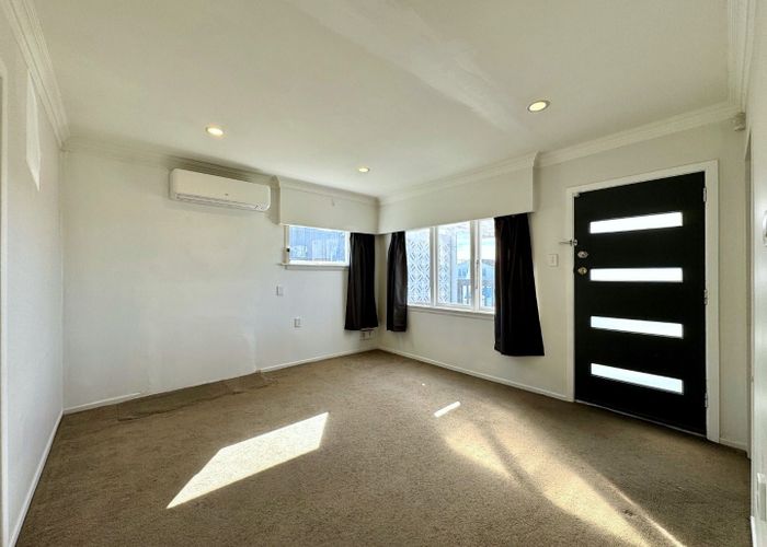  at 43 Scotts Road, Manurewa, Manukau City, Auckland