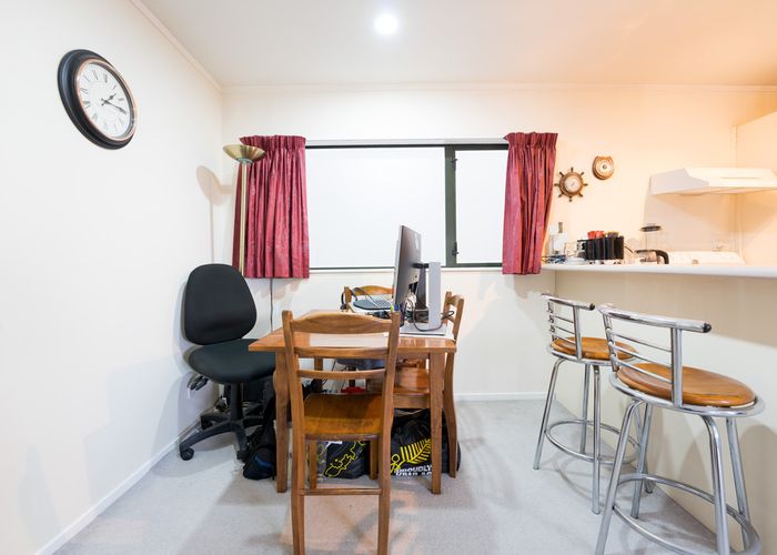  at 4/7 Raroa Road, Hutt Central, Lower Hutt