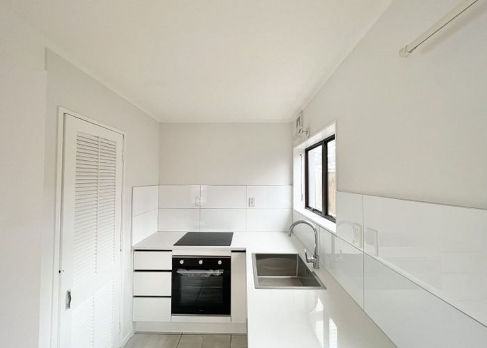  at 79 Sturges Road, Henderson, Waitakere City, Auckland