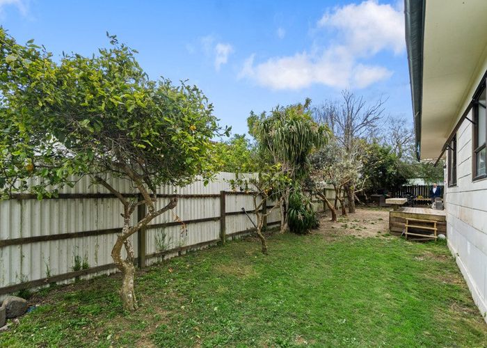  at 1/20 Burundi Avenue, Clendon Park, Manukau City, Auckland