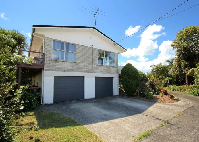 at 1/3 Fifeshire Street, Belmont, North Shore City, Auckland