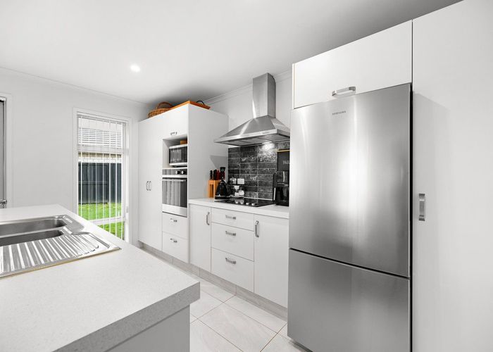  at 19 Ladeira Place, Fitzroy, Hamilton, Waikato