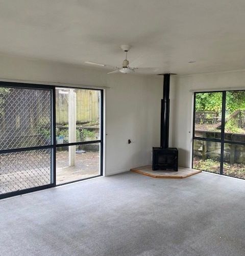  at 3a Louise Place, West Harbour, Waitakere City, Auckland