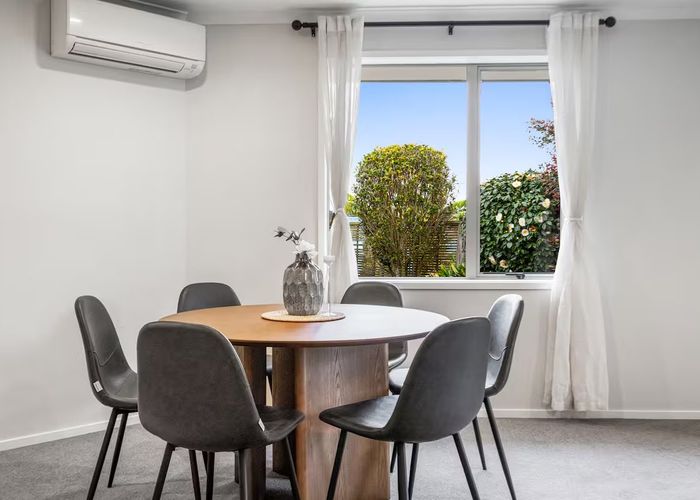  at 5 Sunvista Avenue, Oteha, North Shore City, Auckland