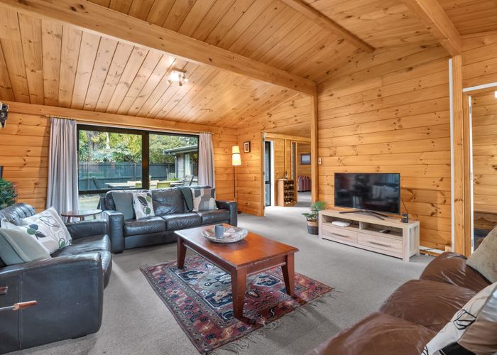  at 50 Westgrove Avenue, Avonhead, Christchurch City, Canterbury