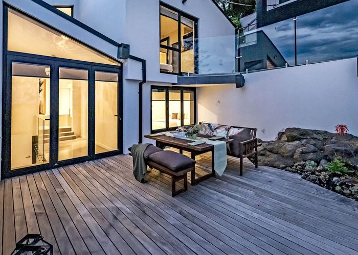 at 21 Whareora Terrace, Cashmere, Christchurch City, Canterbury