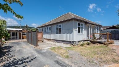  at 5 Linwood Drive, Paraparaumu