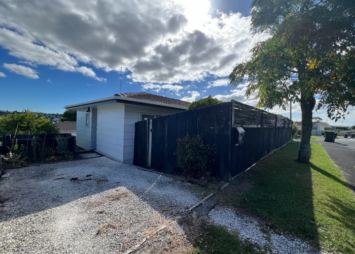  at 1/12 Benchmark Drive, Massey, Waitakere City, Auckland