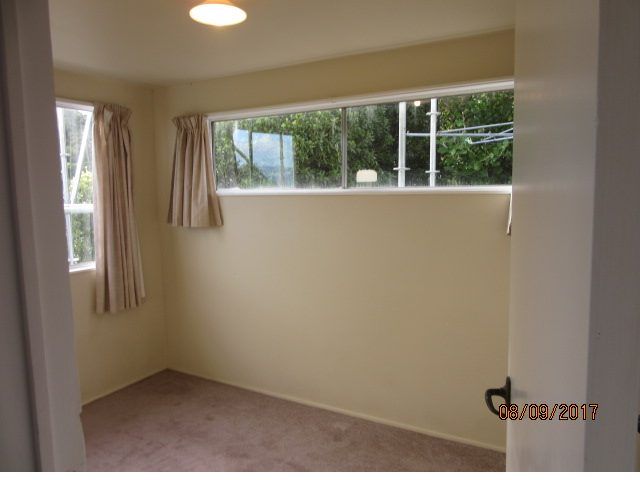  at 2/109 Dowse Drive, Maungaraki, Lower Hutt, Wellington