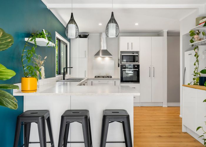  at 2/228 Beach Haven Road, Beach Haven, North Shore City, Auckland