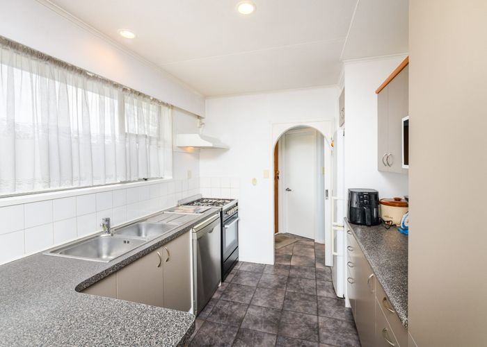  at 1 Essex Place, Milson, Palmerston North