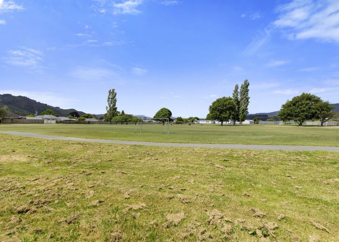  at 10A Whitley Avenue, Ebdentown, Upper Hutt