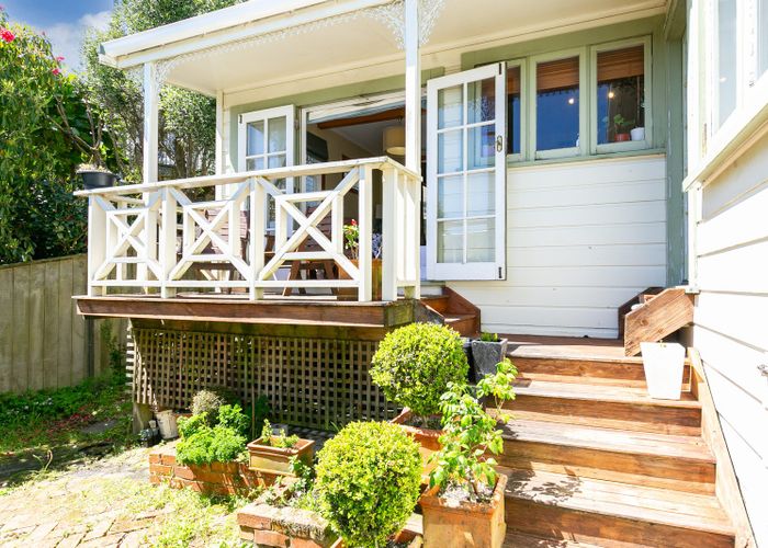  at 109 Northland Road, Northland, Wellington