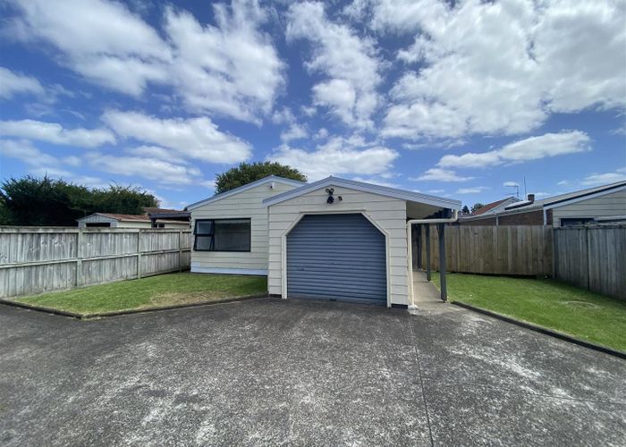  at 33 Margan Avenue, New Lynn, Waitakere City, Auckland