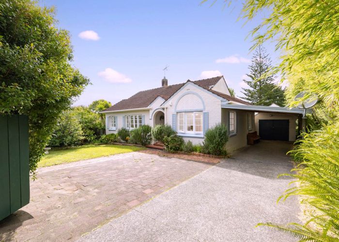  at 4/90 Titirangi Road, New Lynn, Waitakere City, Auckland