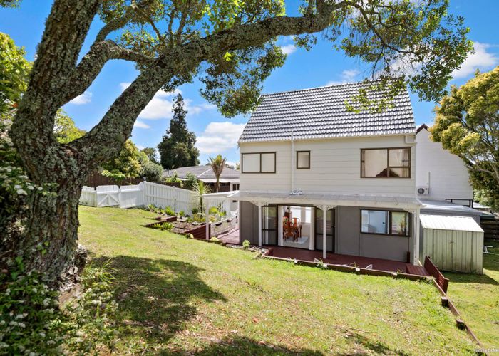  at 1/160 Glamorgan Drive, Torbay, Auckland