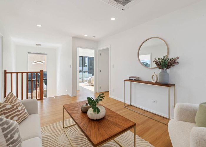  at 54  Kenmure Avenue, Forrest Hill, North Shore City, Auckland