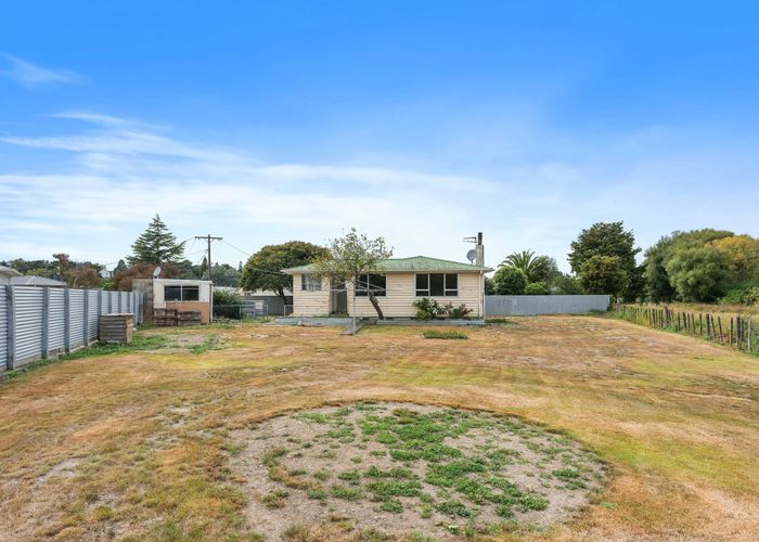  at 124 Oxford Street, Lansdowne, Masterton