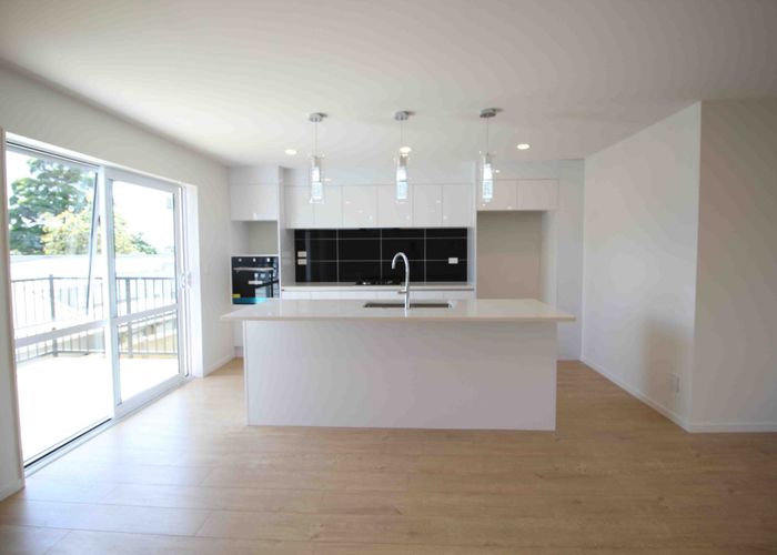  at 9D Waddell Ave, Point England, Auckland City, Auckland