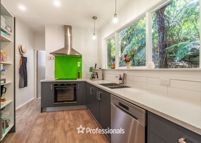  at 132 Cheviot Road, Eastbourne, Lower Hutt, Wellington