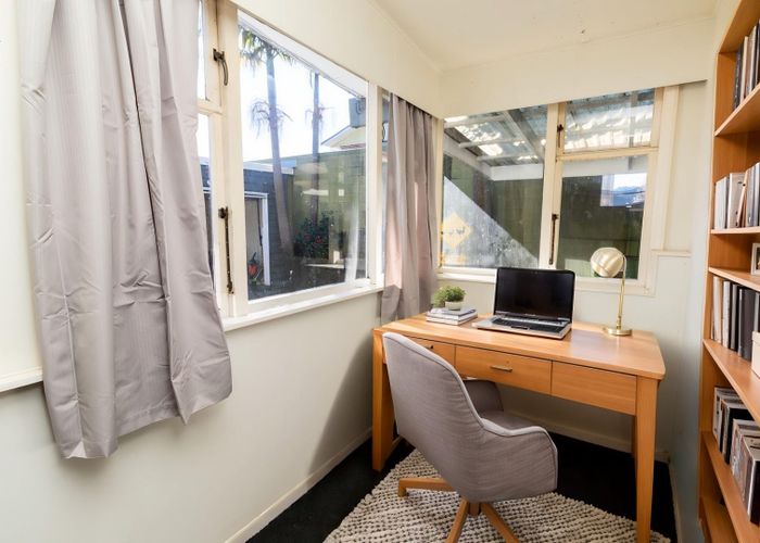  at 4 Cruickshank Cresent, Clouston Park, Upper Hutt, Wellington