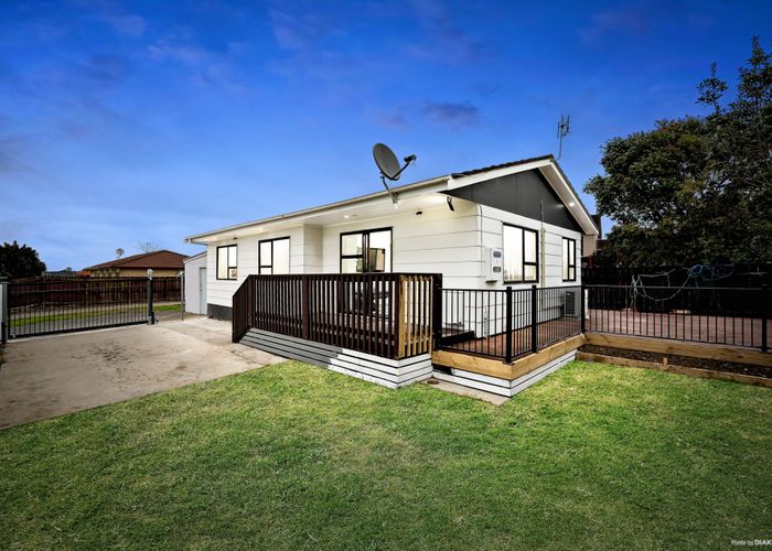  at 1/397 Roscommon Road, Clendon Park, Manukau City, Auckland