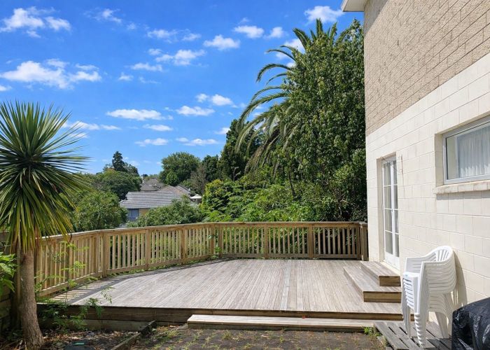  at 9/116 Seabrook Avenue, New Lynn, Waitakere City, Auckland