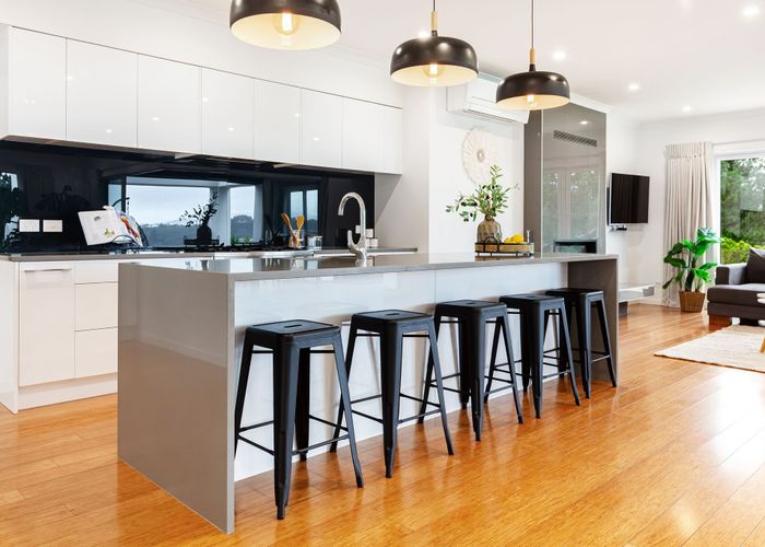  at 32 Pacific View, Whitby, Porirua, Wellington