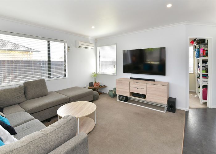  at 39 Chic Gardens, Parakai, Helensville