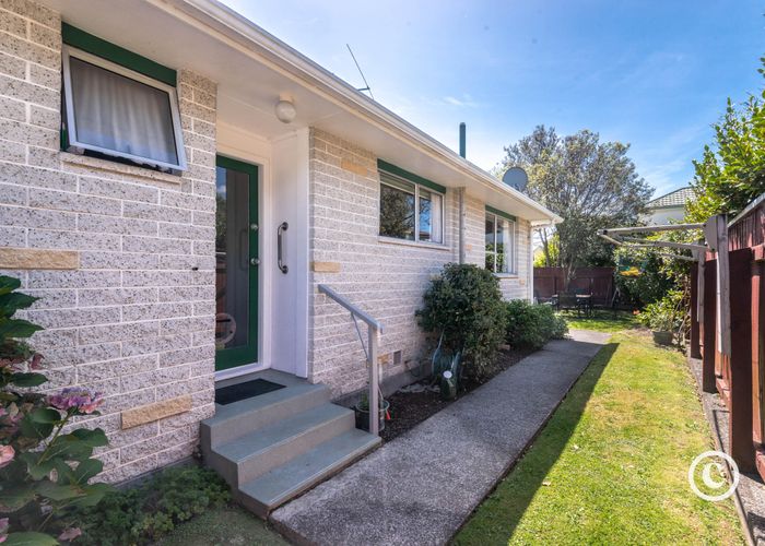  at 4/13 St Ronans AVE, Waterloo, Lower Hutt
